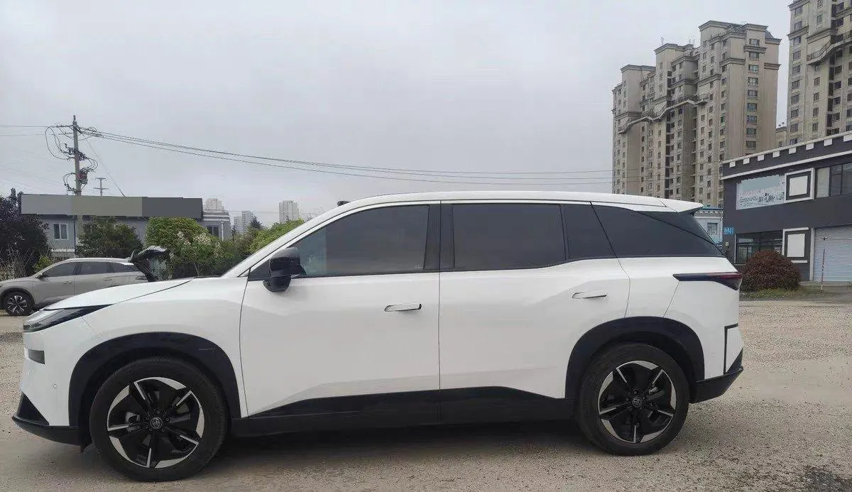 Toyota 2025 Platinum Intelligence 3X 520 Pro Advanced Intelligence Driving Edition Automatic Gear 3