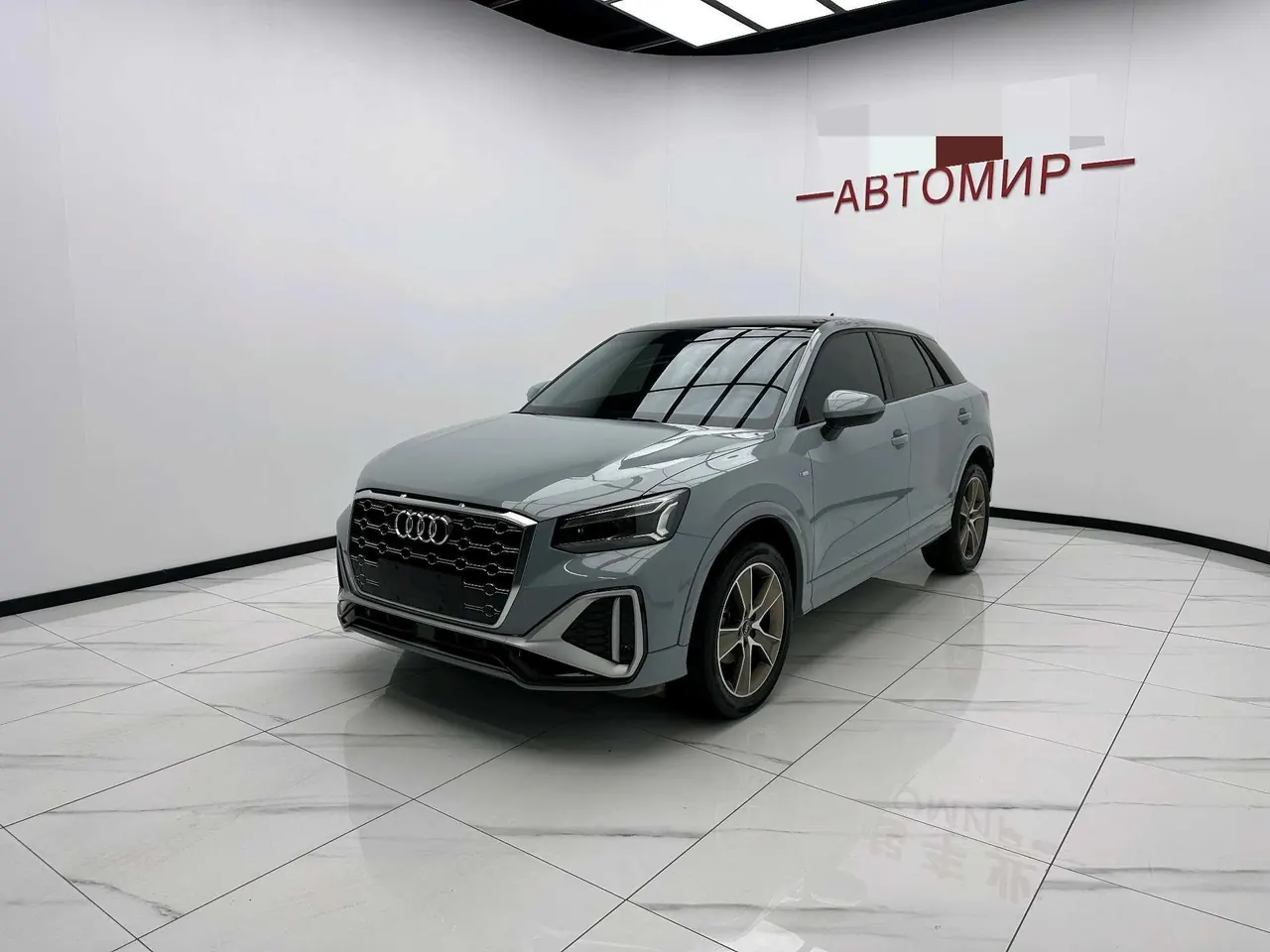 Открыть галерею: Audi 2022 Q2L 1.4TFSI 35TFSI Fashion Dynamic Automatic