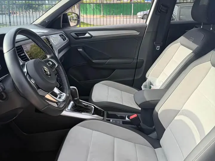 T-ROC Tange 2021 280TSI DSG Two-Drive R-Line Pro Zhilian Edition 7