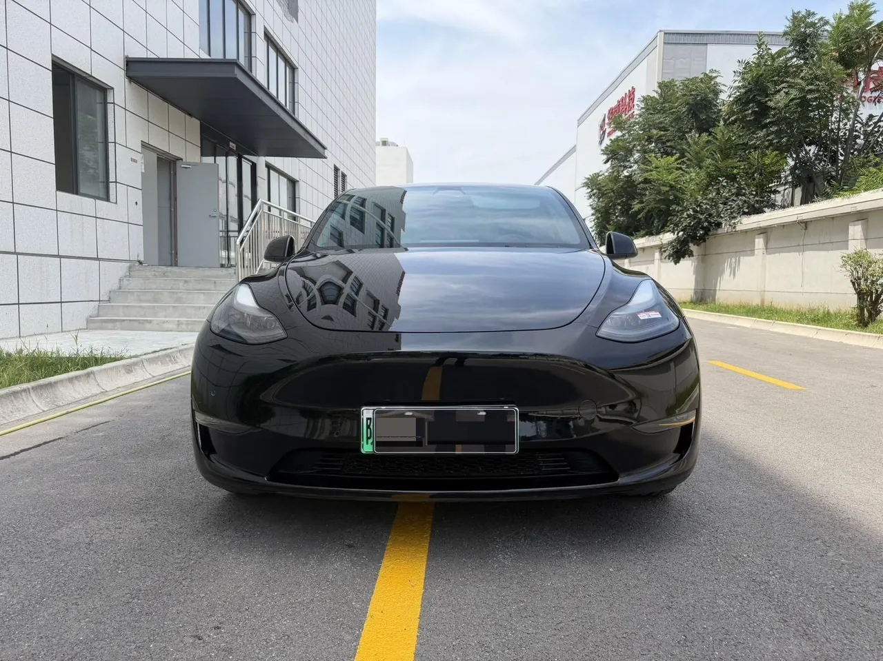 Tesla 2021 Model Y long endurance all-wheel drive version automatic transmission 2