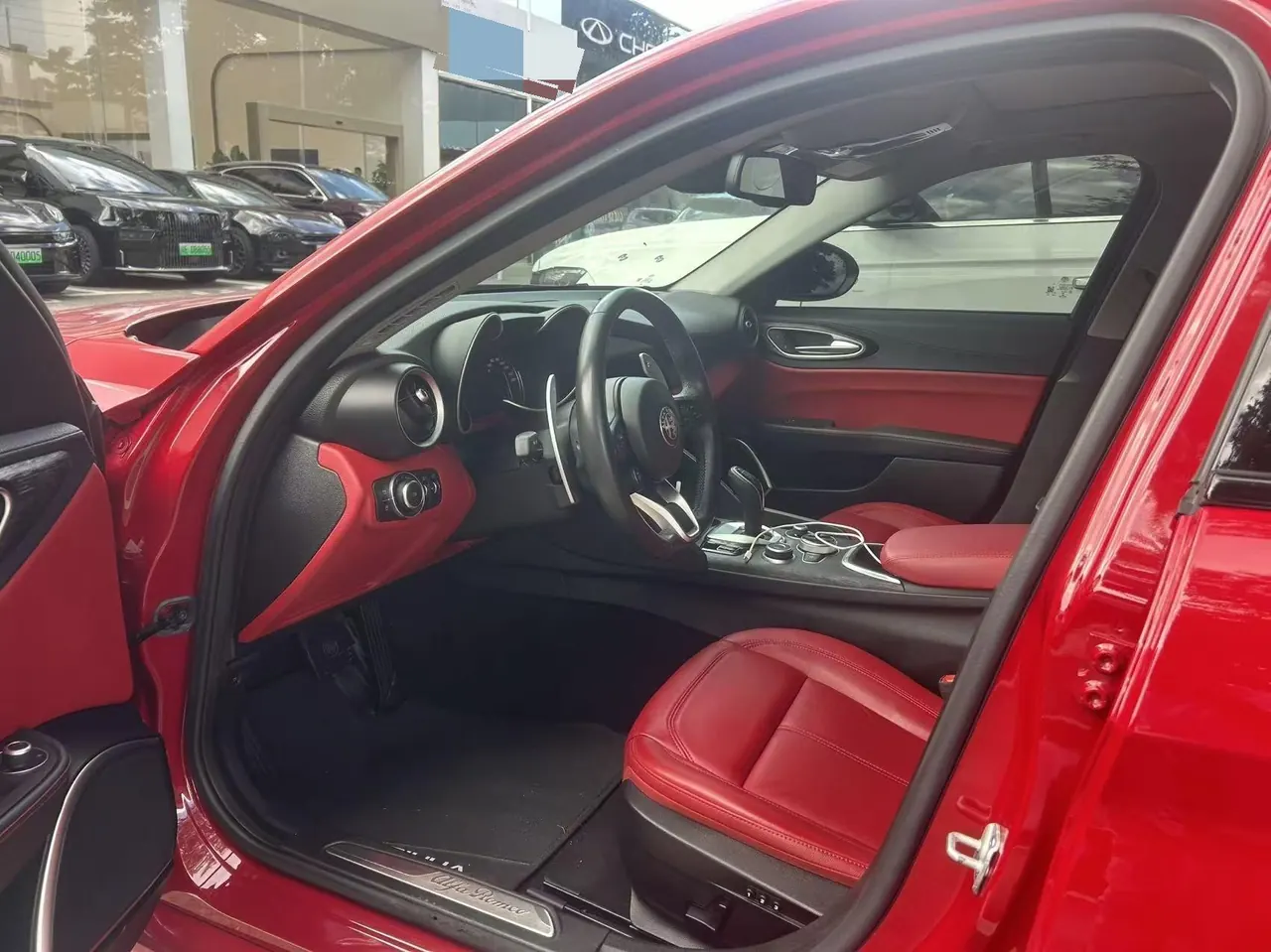 Alfa-Romeo Giulia (Imported) 2021 Giulia 2.0T 280HP Deluxe Automatic Gear 2