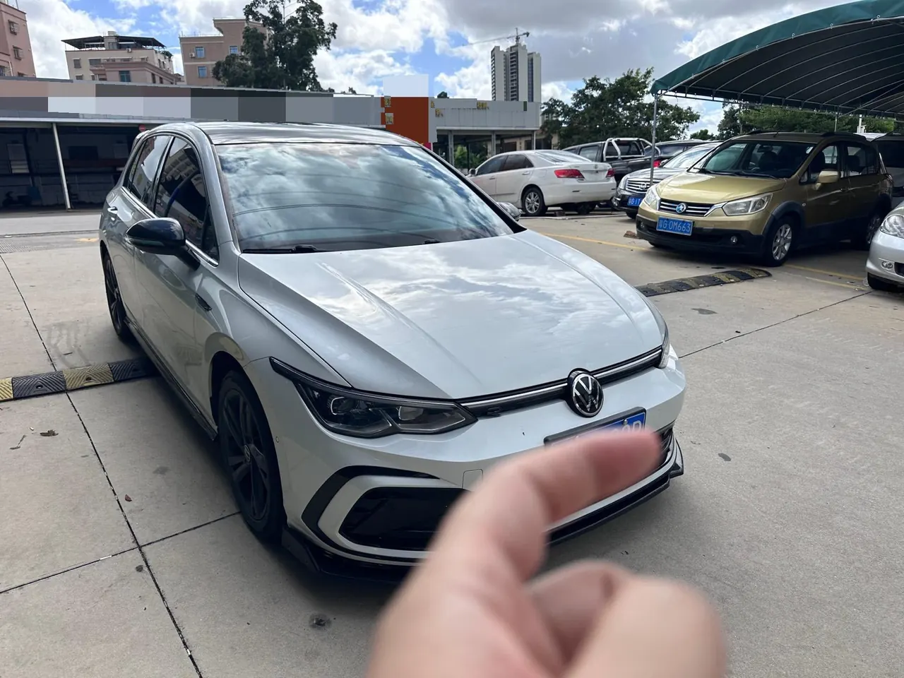 Volkswagen 2021 Golf 8 R-Line 1.4TSI 280TSI Automatic 2