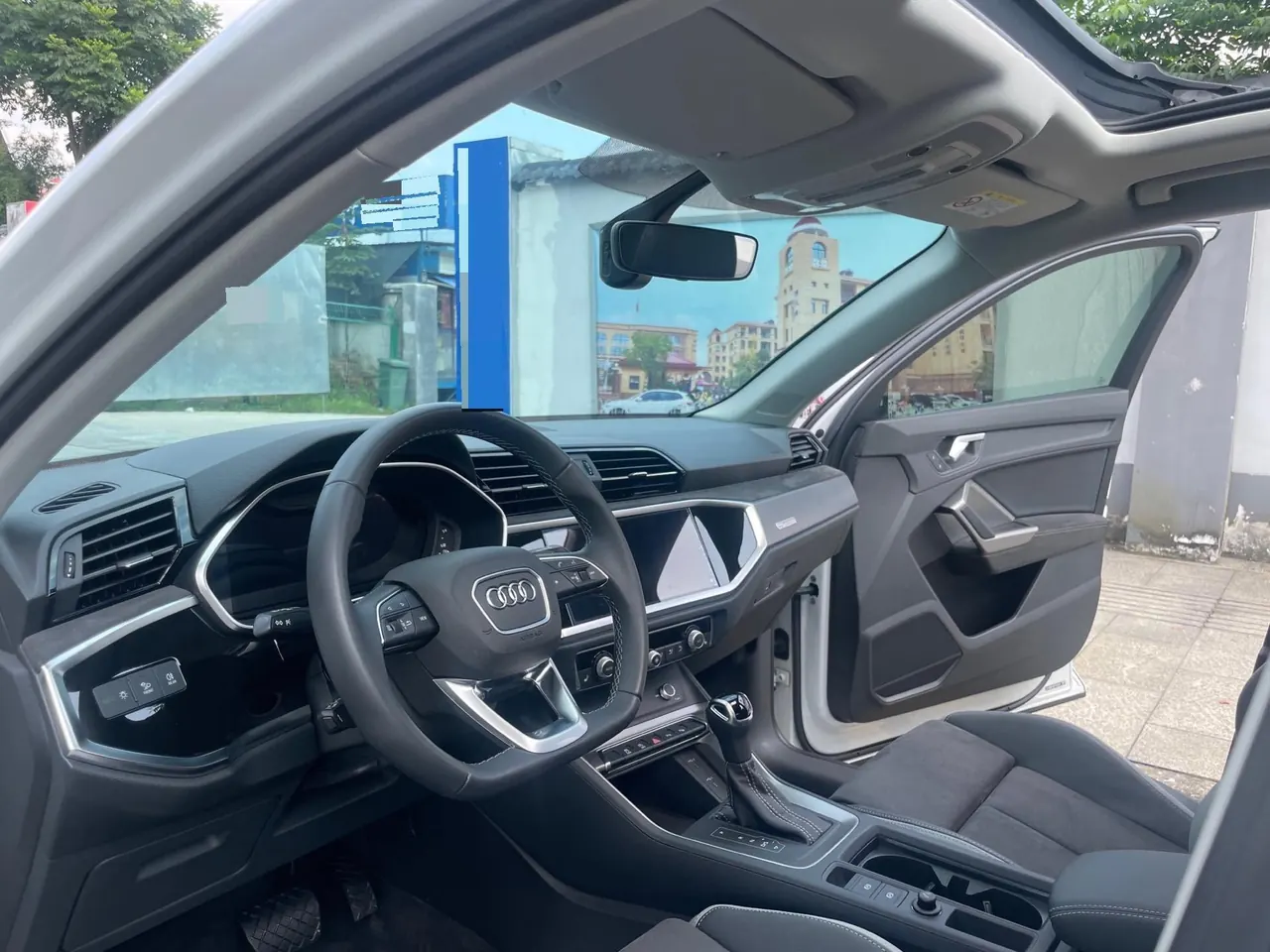 Audi 2023 Q3 1.4TFSI 35TFSI Fashion Dynamic Automatic 10