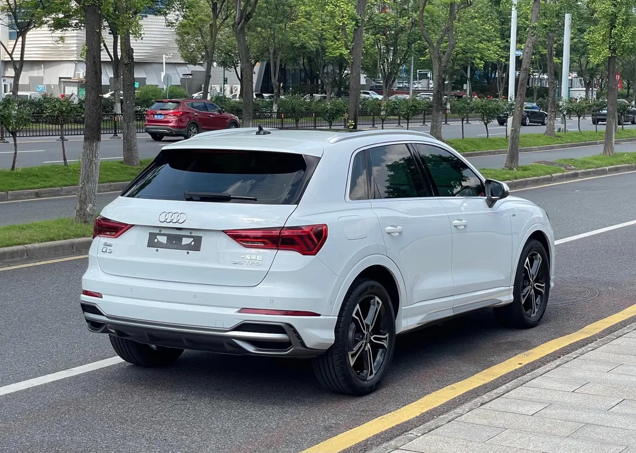 Audi 2023 Q3 1.4TFSI 35TFSI Fashion Dynamic Automatic 7