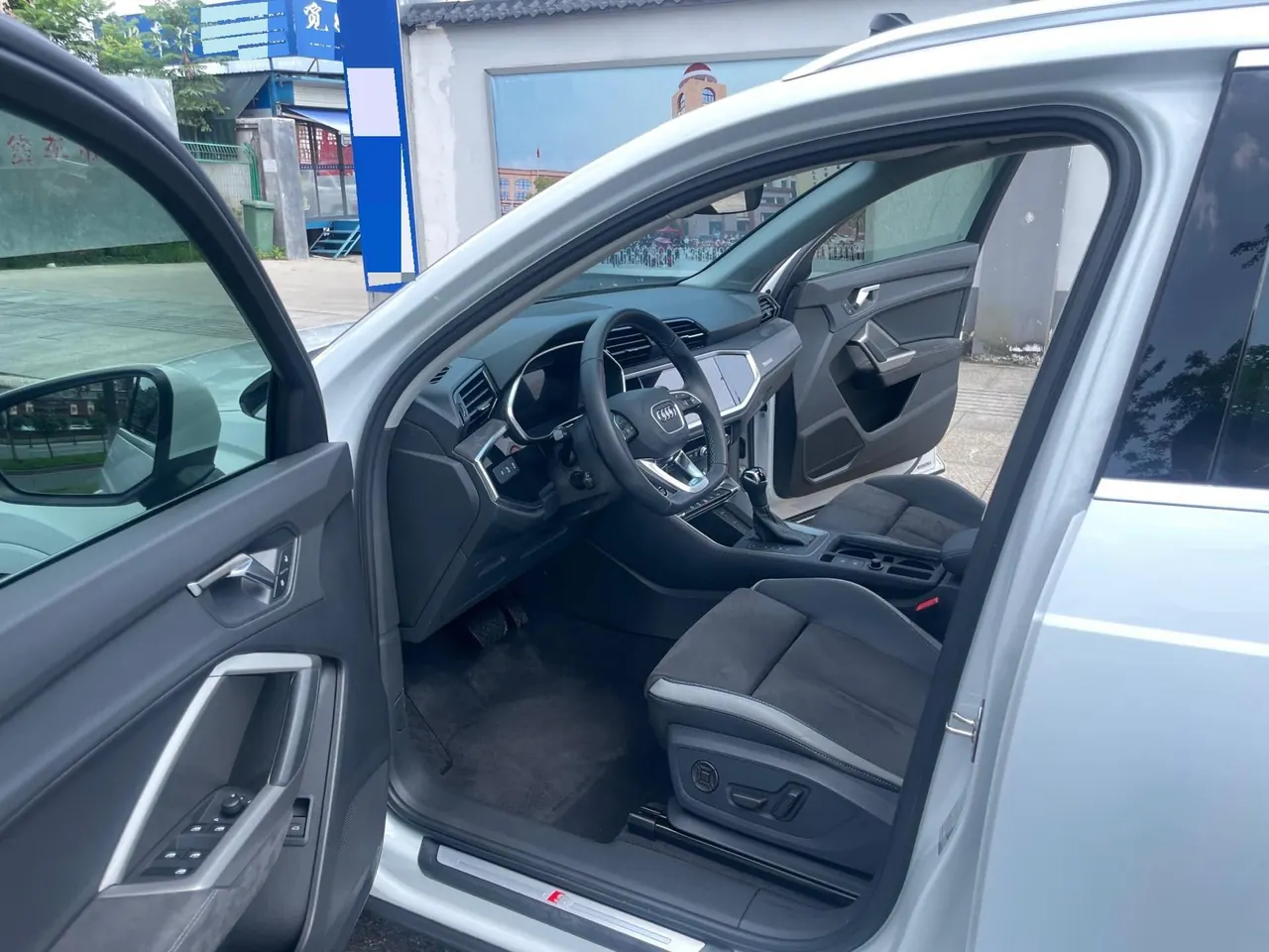 Audi 2023 Q3 1.4TFSI 35TFSI Fashion Dynamic Automatic 8