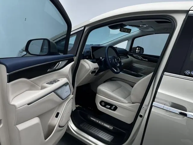 WEY 2024 Alpine PHEV 1.5T Four-wheel Drive Flagship Automatic Gear 6