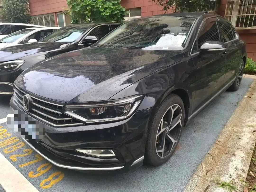 Volkswagen 2025 Magotan 2.0TSI 330TSI Luxury (Modified 2) Automatic Gear - View 1