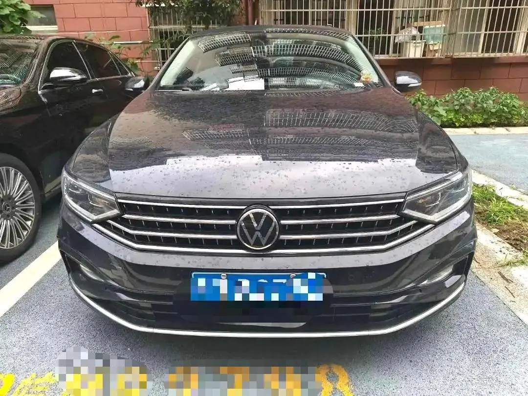 Volkswagen 2025 Magotan 2.0TSI 330TSI Luxury (Modified 2) Automatic Gear 2