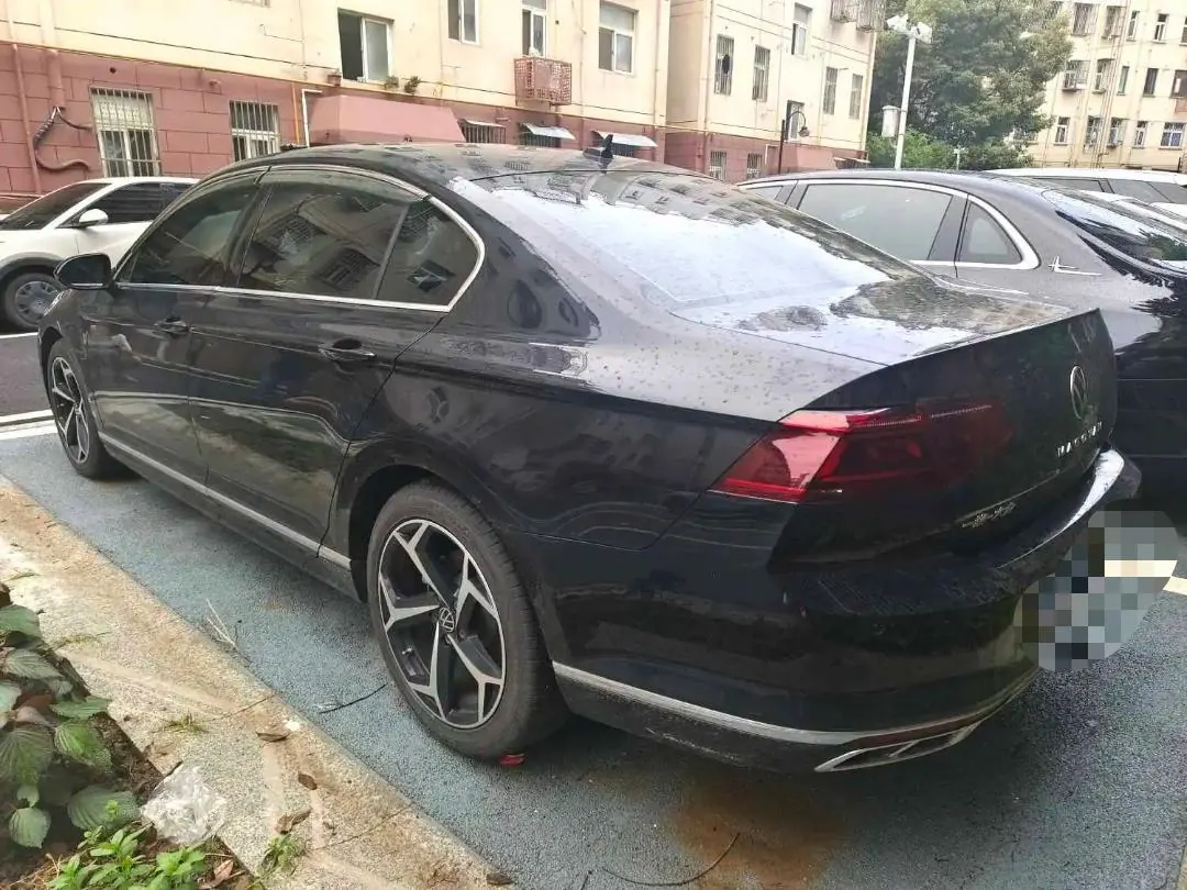 Volkswagen 2025 Magotan 2.0TSI 330TSI Luxury (Modified 2) Automatic Gear 6