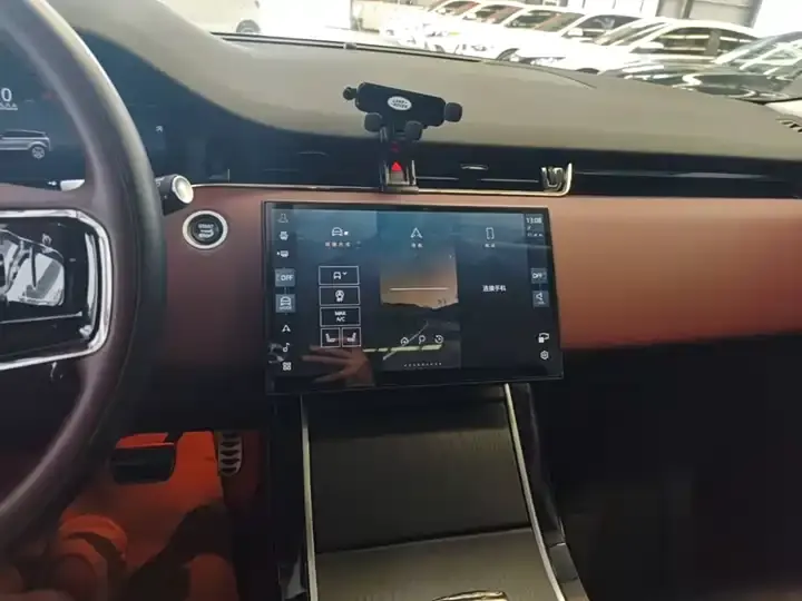 Range Rover Evoque 2024 Range Rover Evoque L HSE Condensing Limited Edition 10