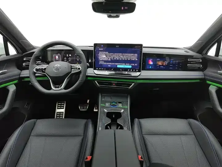 Tiguan L 2024 PRO 330TSI Two-Drive R-Line Smart Collar Edition 5