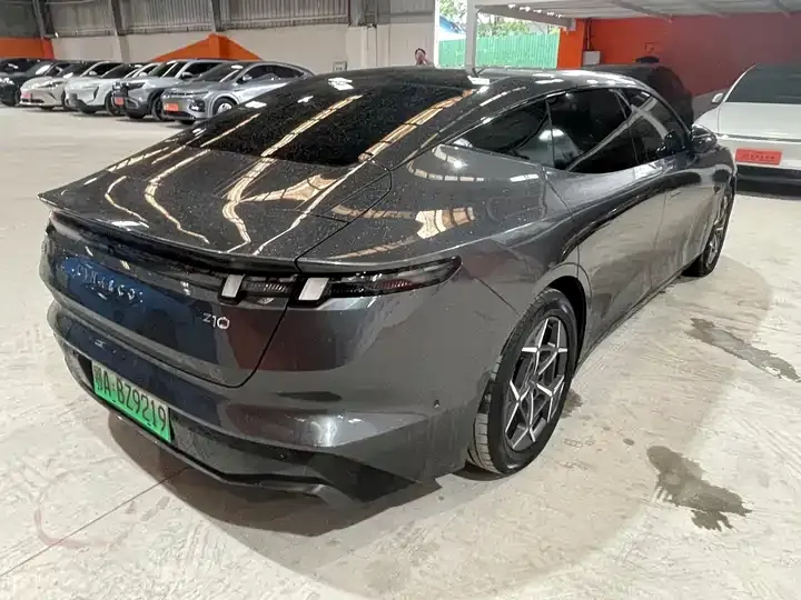 LYNK&amp;CO Z10 2024 95kWh 806km rear drive Max 7