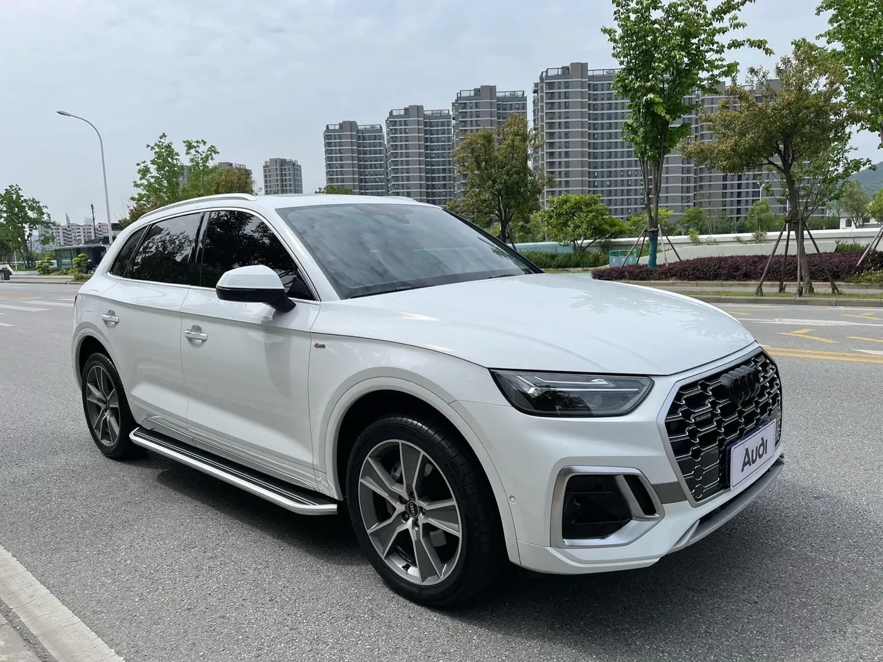 Audi 2022 Q5L 2.0TFSI 45TFSI Deluxe Dynamic (Modified) Automatic Gear 3