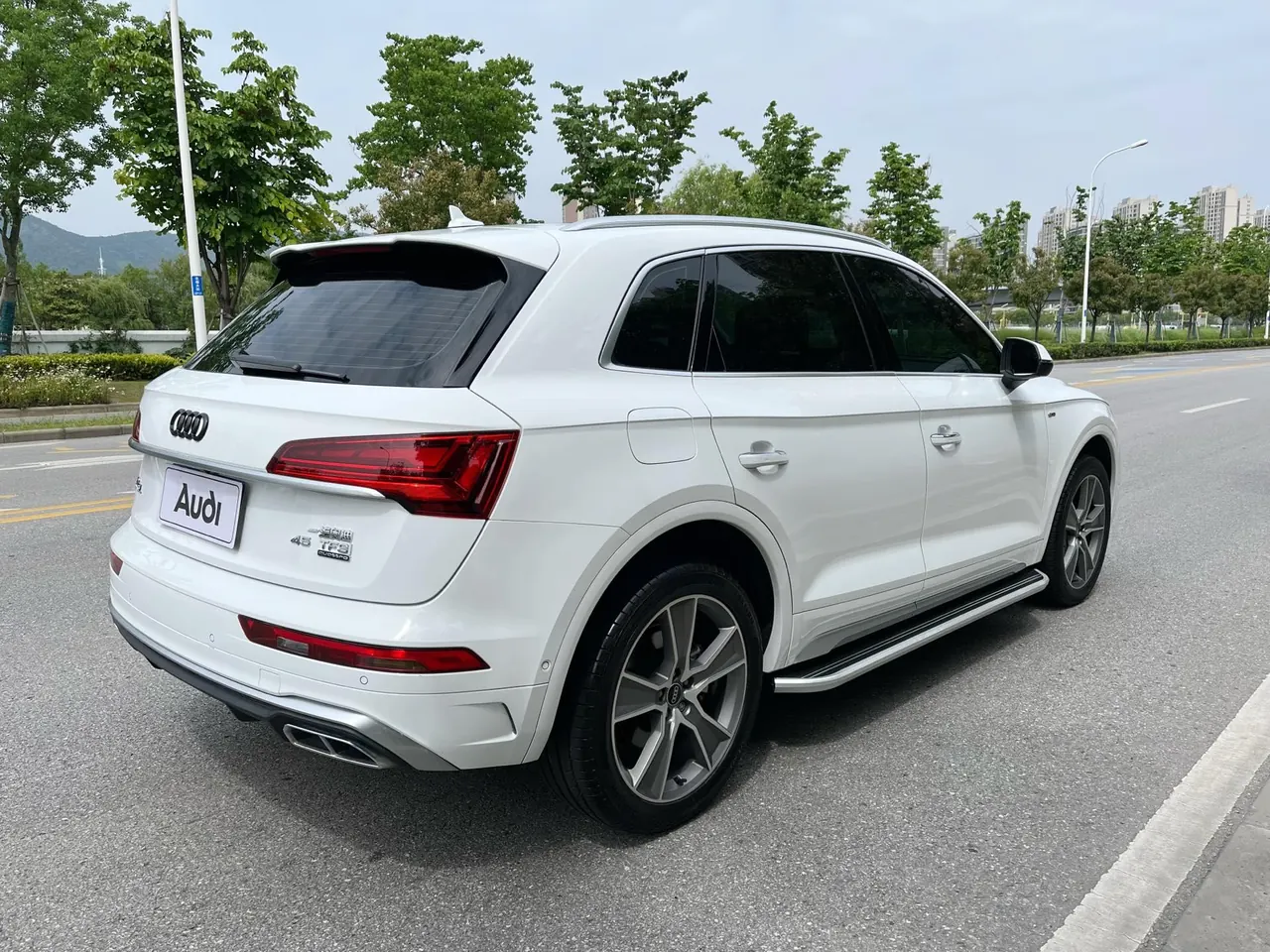 Audi 2022 Q5L 2.0TFSI 45TFSI Deluxe Dynamic (Modified) Automatic Gear 6