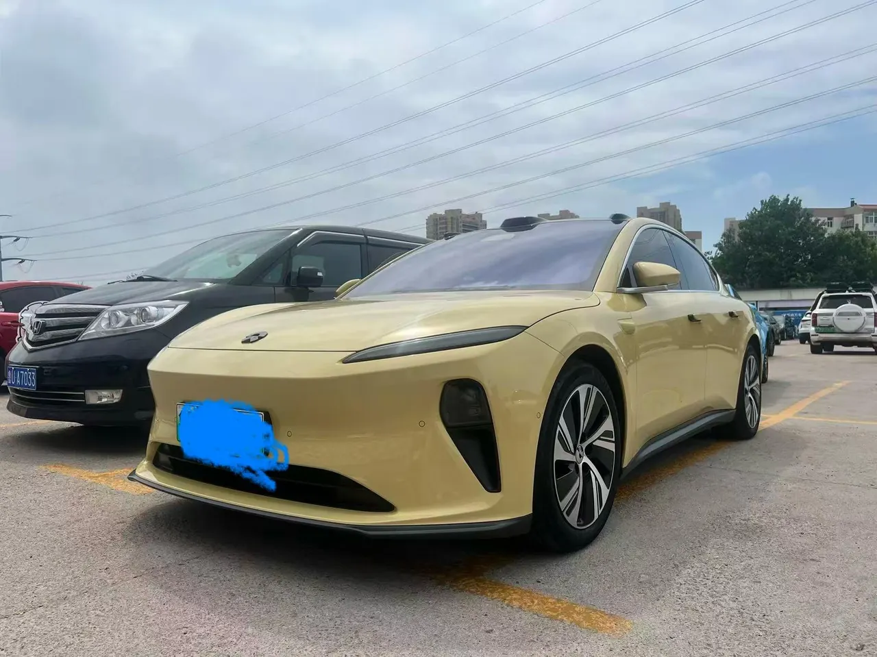 NIO 2023 ET5T 75kWh Touring automatic - View 1