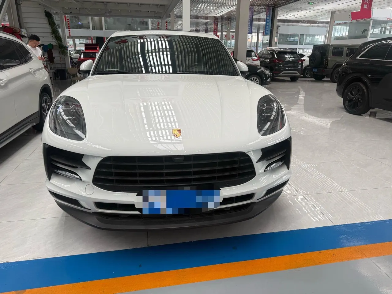 Porsche Macan (Imported) 2020 Macan 2.0T Automatic Gear 2