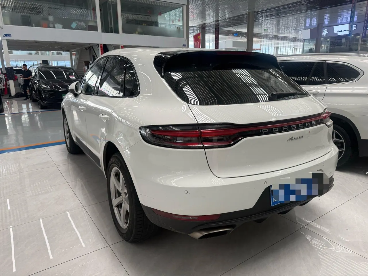 Porsche Macan (Imported) 2020 Macan 2.0T Automatic Gear 4