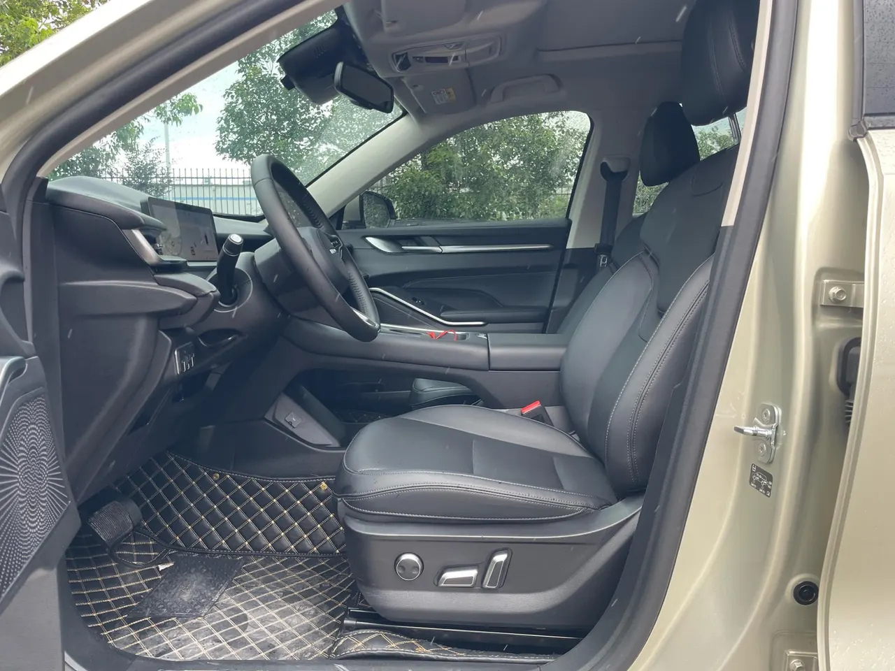 Haval 2024 H6 1.5T Two-Drive Ultra Auto 3