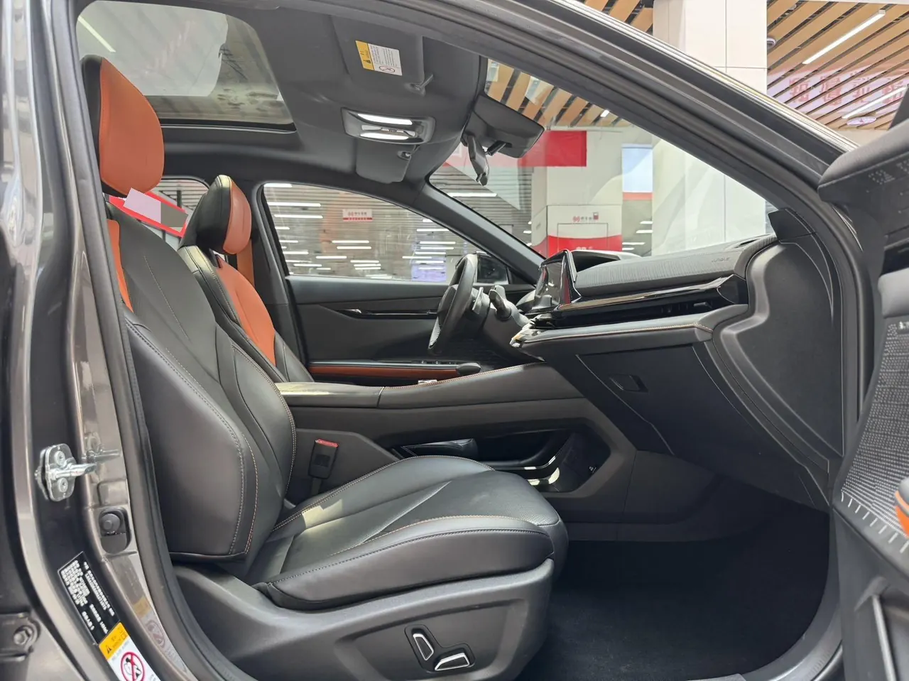 ChangAn 2022 UNI-V 1.5T honorable automatic gear 19