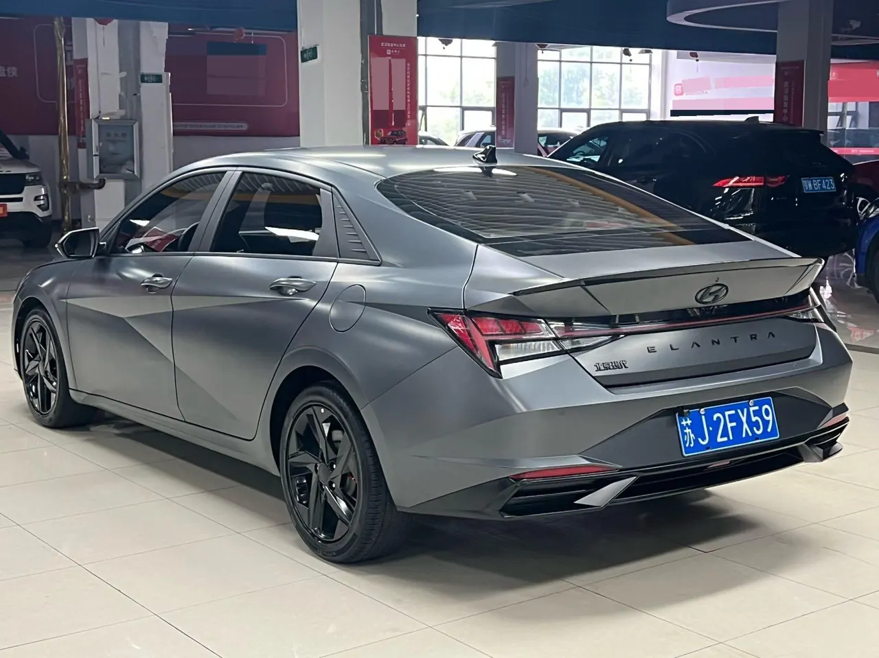 Hyundai 2022 Elantra -3-compartment 1.5 stepless LUX premium automatic gear 4