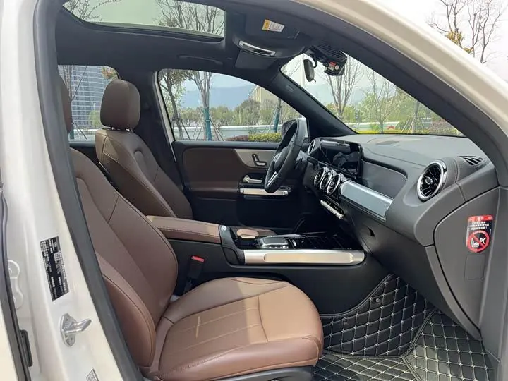 Mercedes Benz GLB 2023 GLB 200 Dynamic 10