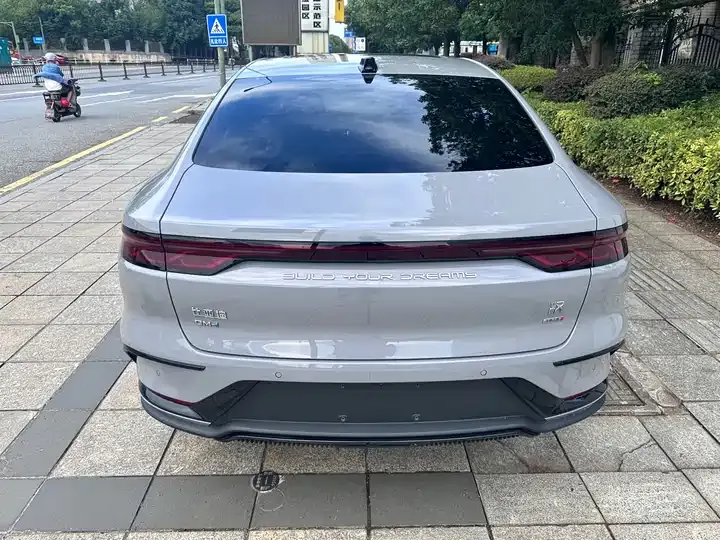 Han 2025 DM-i Smart Driving Edition 125KM Laser Radar Flagship 12