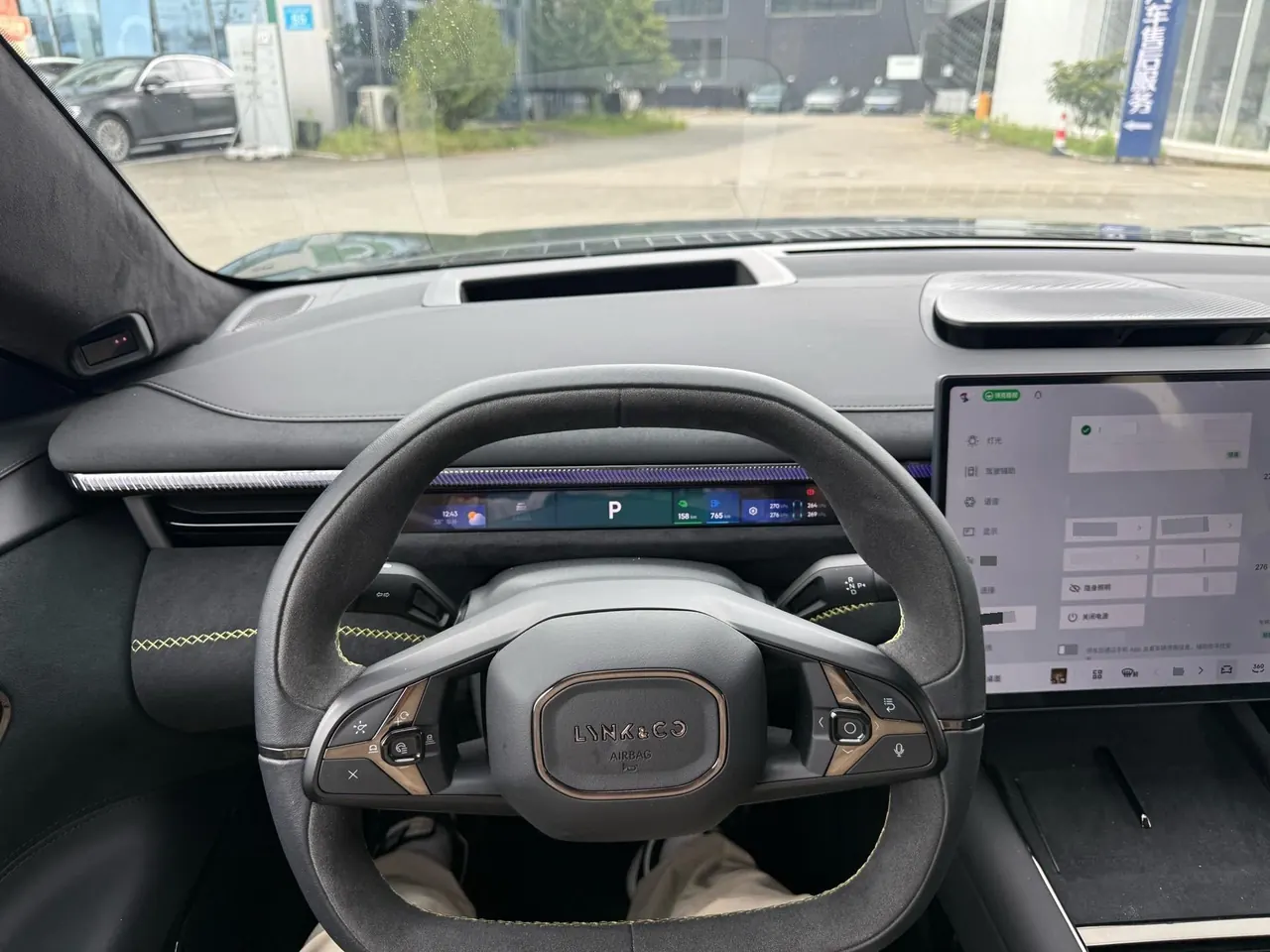 LYNK&amp;CO 2025 LYNK&amp;CO 10 EM-P 1.5T 240 Four-wheel Drive Ultra Sports Edition (Modified) Automatic Gear 5