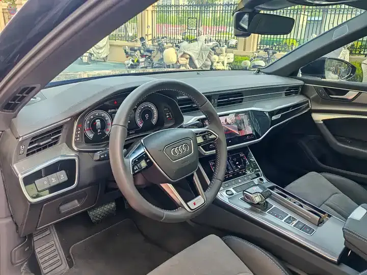 Audi A6L 2021 45 TFSI Selected Dynamic Type 7