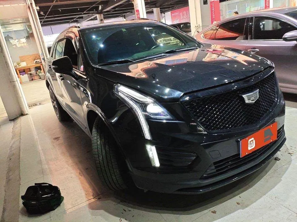 Cadillac 2024 XT5 48V 2.0T 4-wheel drive luxury (hummingbird version) automatic gear 3