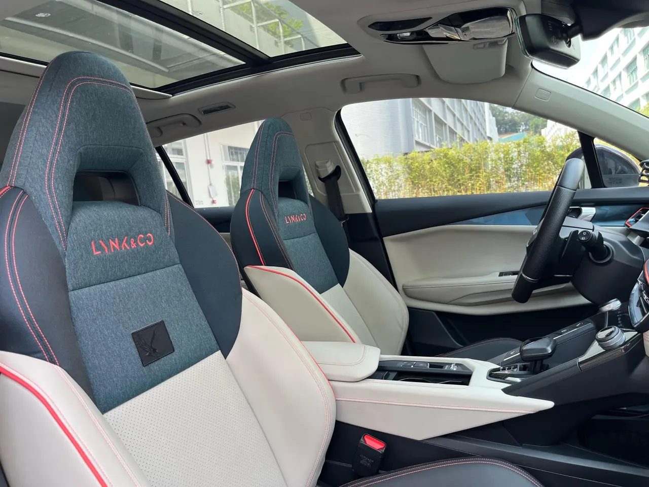 LYNK&amp;CO 2020 LYNK&amp;CO 06 1.5TD Yao Halo automatic gear 11