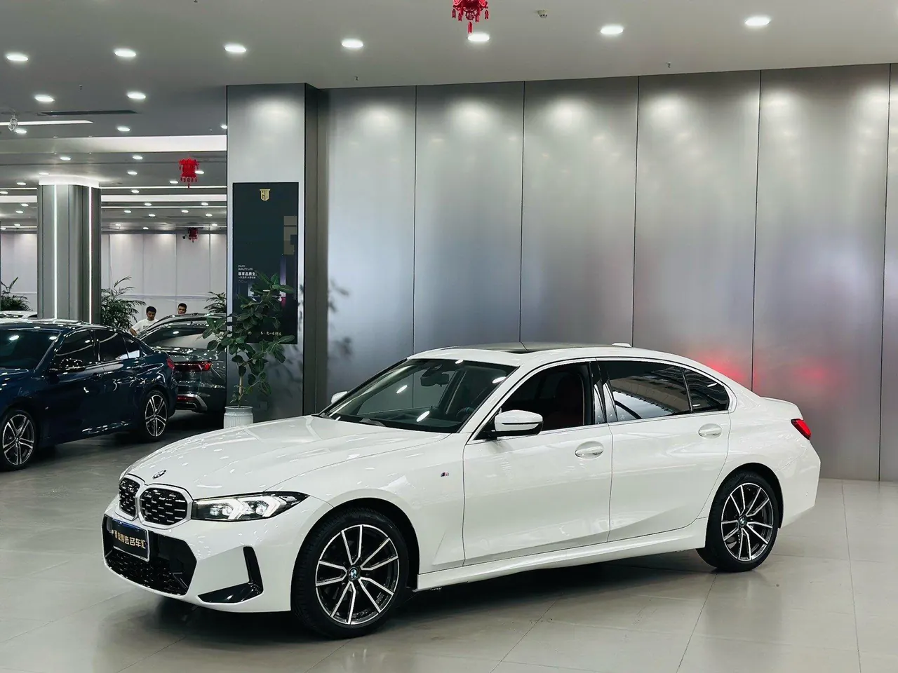 BMW 3 Series 2023 325Li 2.0T M Sports Suit Automatic Gear - View 1