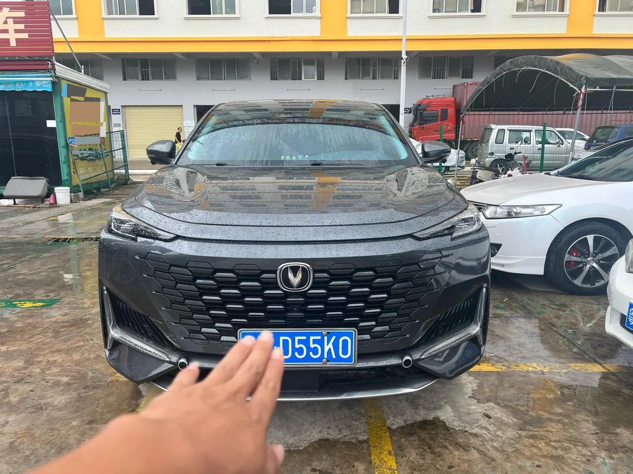 ChangAn 2021 UNI-K 2.0T Luxury Automatic 2