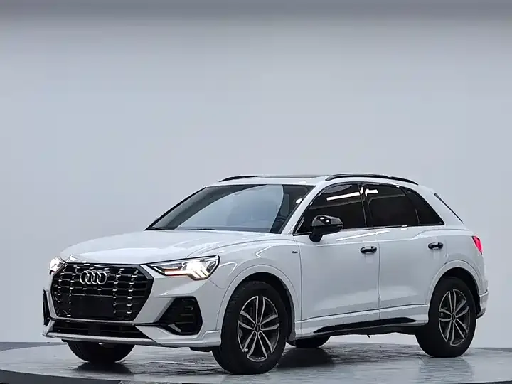 Audi Q3 2022 35 TFSI Enterprising Dynamic 2