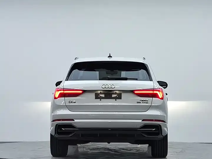 Audi Q3 2022 35 TFSI Enterprising Dynamic 7