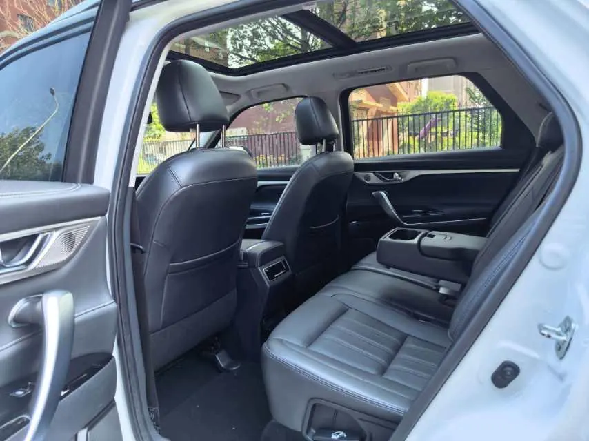 ChangAn 2021 CS95 2.0T Two-Drive Luxury Automatic Gear 3