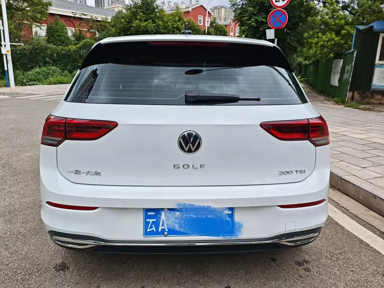 Volkswagen 2021 Golf 8 1.2TSI 200TSI Automatic 4