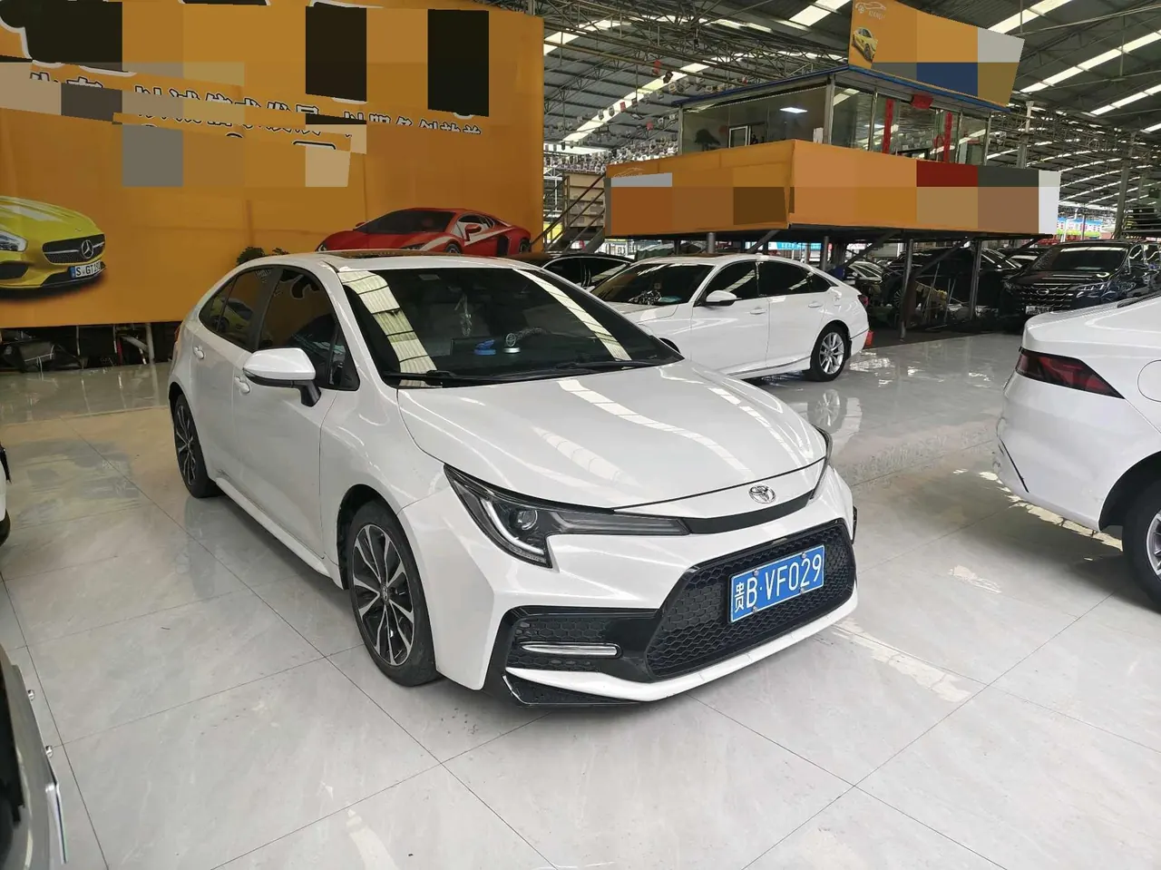 Toyota 2021 Lei Ling 1.2T Stepless 185T Sports Edition Automatic Gear 3