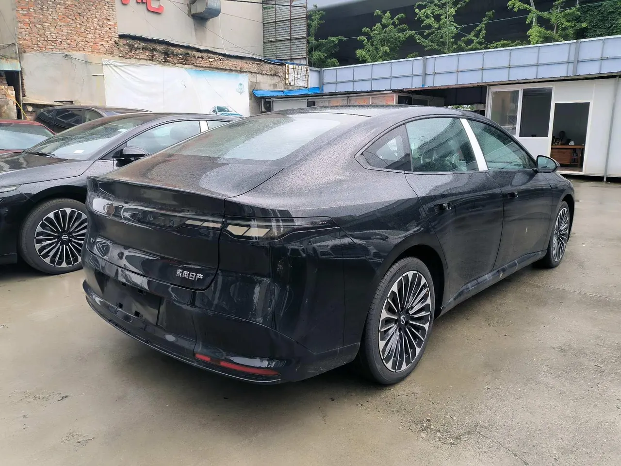 Nissan 2025 N 7 625 Pro automatic gear 4
