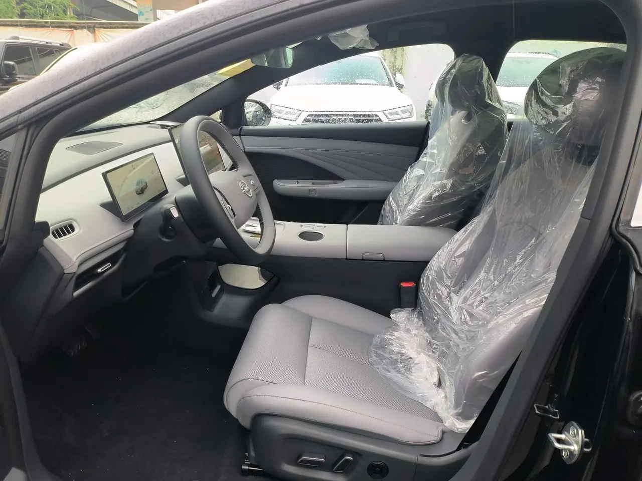 Nissan 2025 N 7 625 Pro automatic gear 8