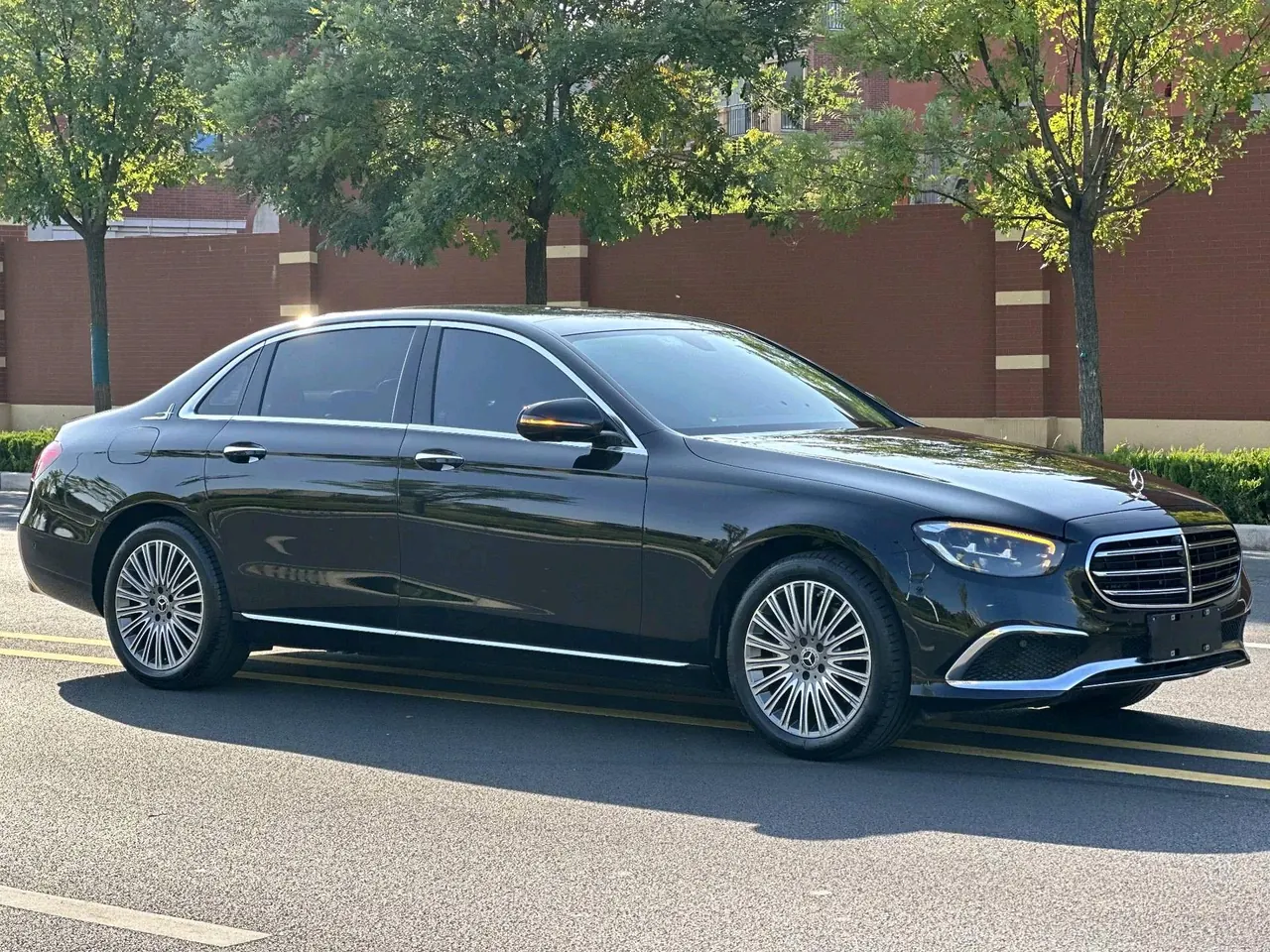 Mercedes Benz E Class 2021 E 300 L 2.0T Luxury Automatic Gear 3