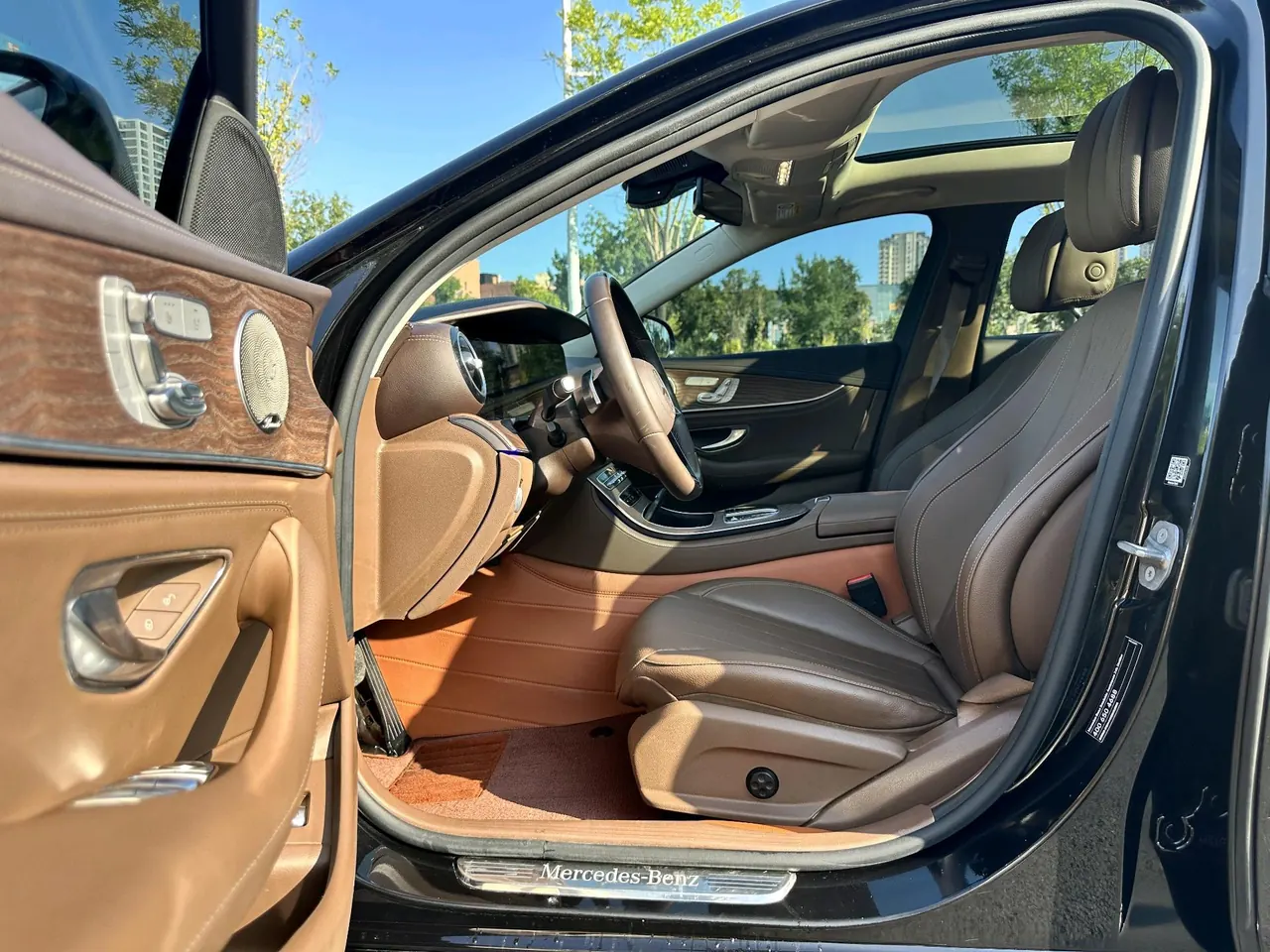 Mercedes Benz E Class 2021 E 300 L 2.0T Luxury Automatic Gear 4