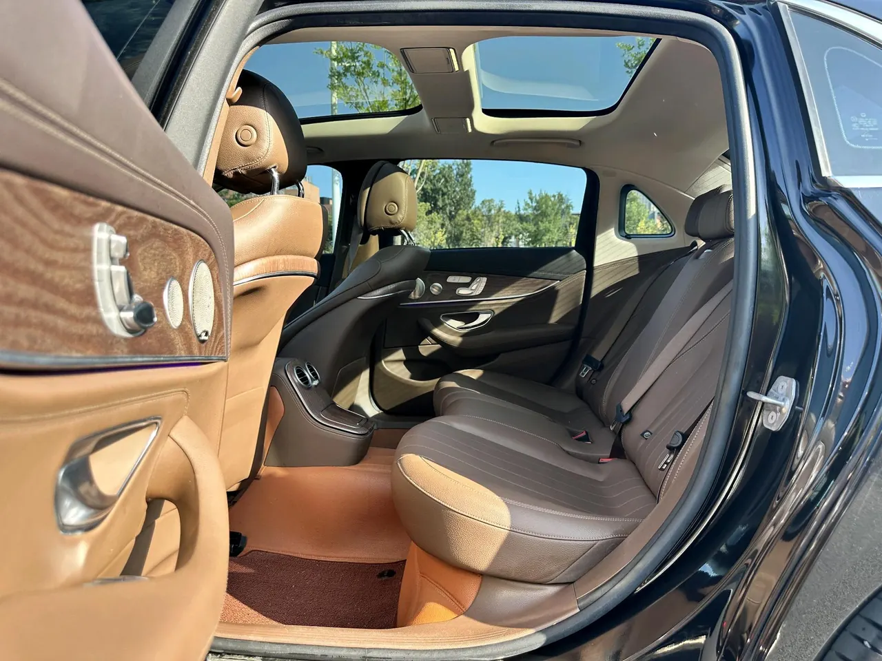 Mercedes Benz E Class 2021 E 300 L 2.0T Luxury Automatic Gear 6