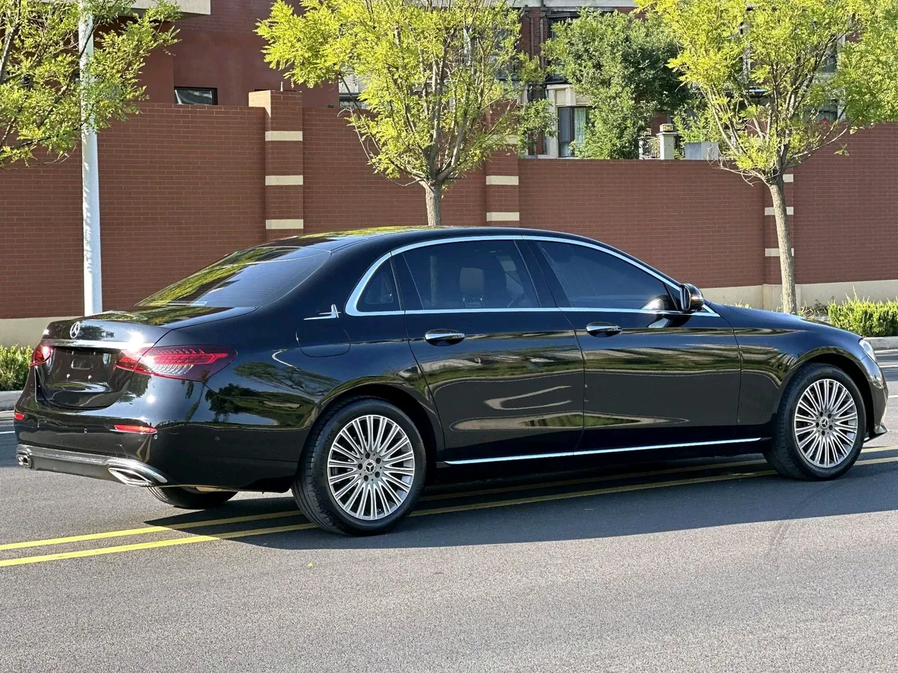 Mercedes Benz E Class 2021 E 300 L 2.0T Luxury Automatic Gear 7