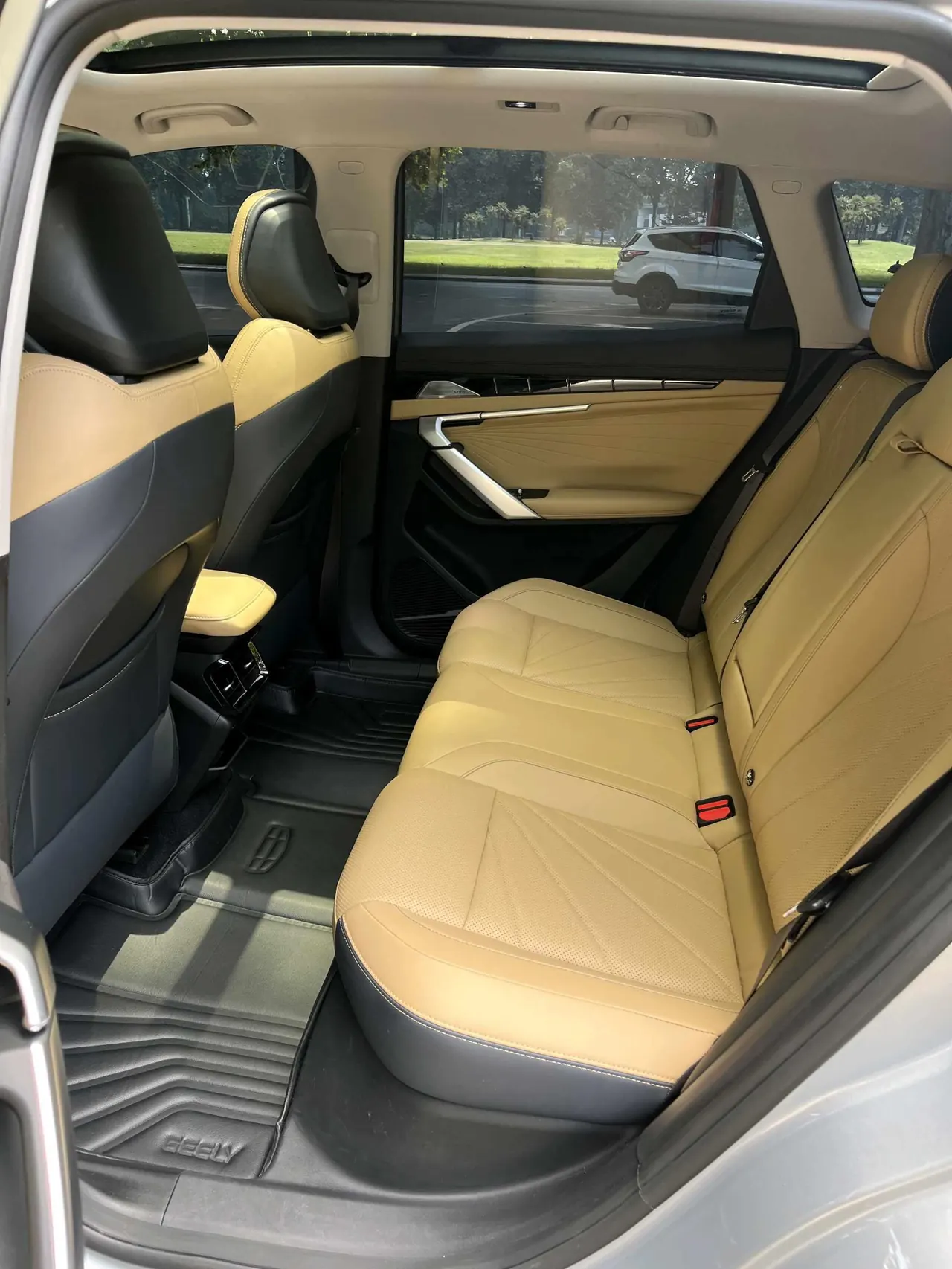 Geely 2023 Boyue L 1.5TD Honorable Automatic Transmission 13
