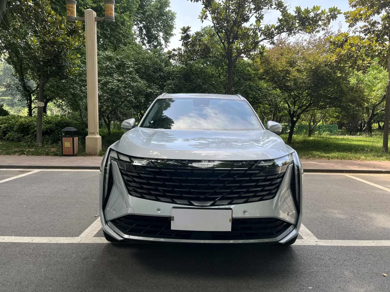 Geely 2023 Boyue L 1.5TD Honorable Automatic Transmission 2