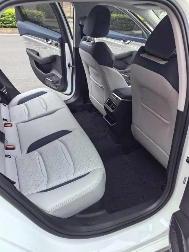 Geely 2021 xingrui 2.0T luxury automatic gear 16