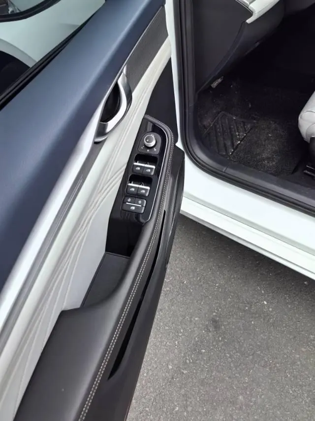 Geely 2021 xingrui 2.0T luxury automatic gear 9