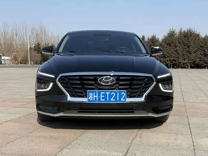 Name Figure 2021 1.8L CVT GLX Elite Edition 2