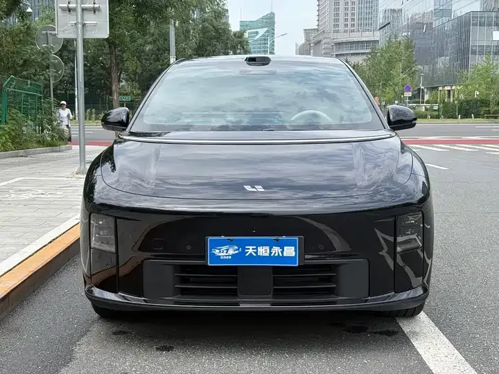 Li i6 2025 four-wheel drive standard edition 2