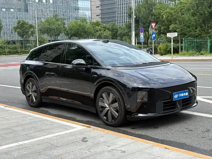 Li i6 2025 four-wheel drive standard edition 3
